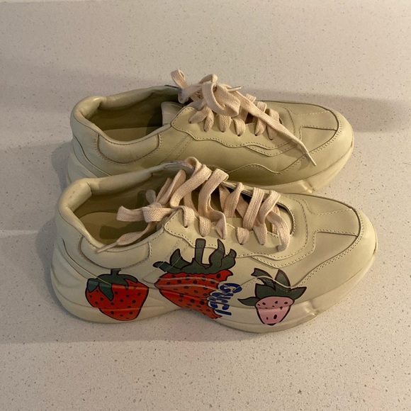 Inspired GG Strawberry Sneakers - Picture 1 of 4